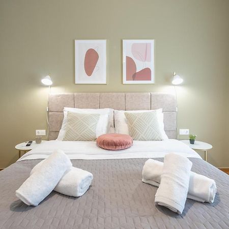 The "Warm" Apartment Athena Bagian luar foto