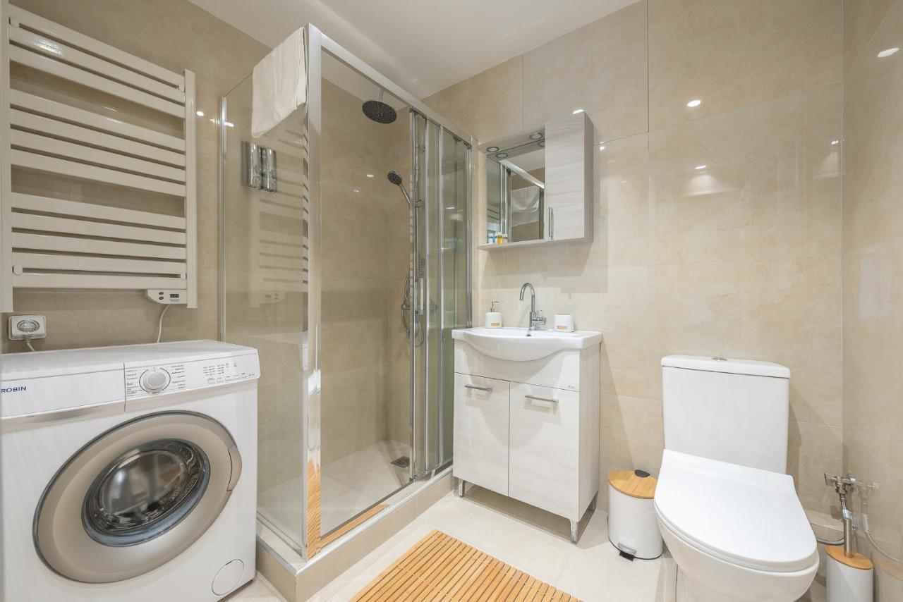 The "Warm" Apartment Athena Bagian luar foto