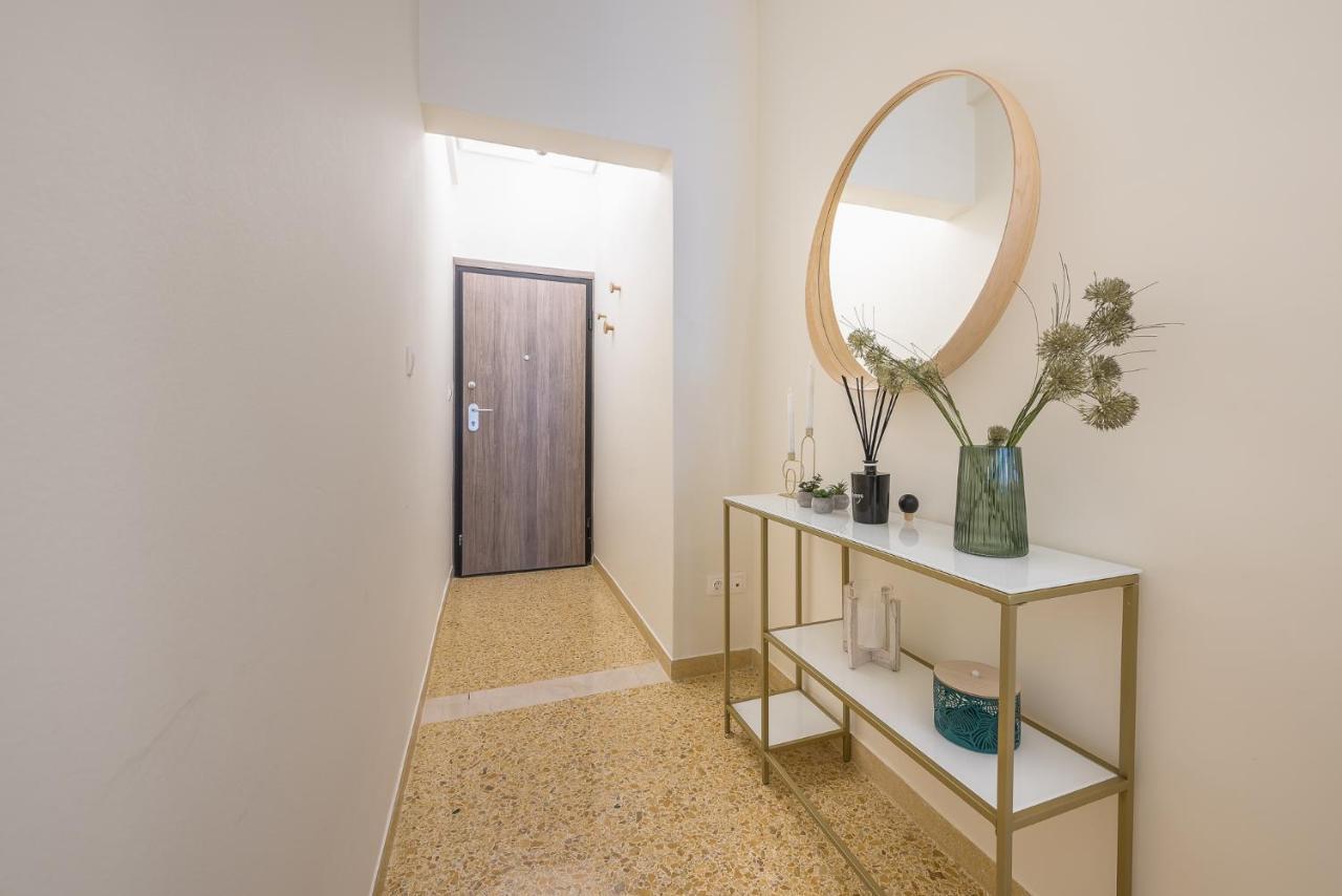 The "Warm" Apartment Athena Bagian luar foto